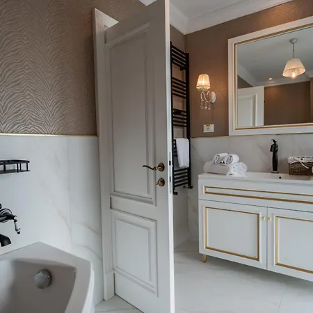 Noblesse Boutique&spa 4*